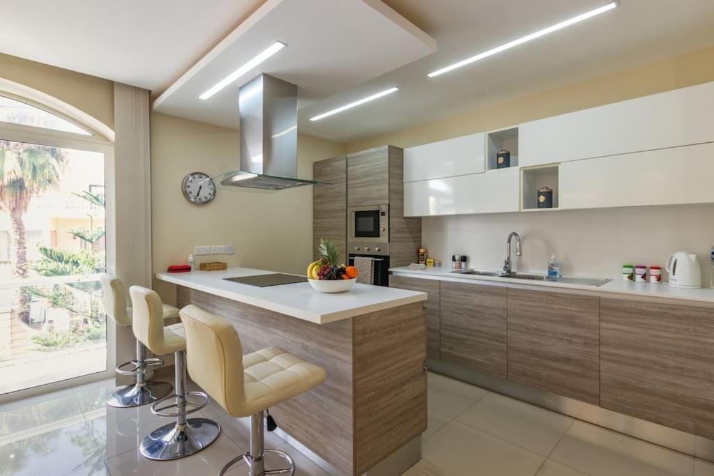 Modern 3 Bedroom Apartment Close To Paceville And Beach Is-Swieqi ภายนอก รูปภาพ