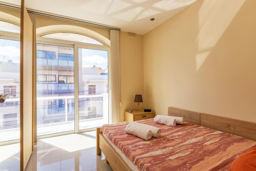 Modern 3 Bedroom Apartment Close To Paceville And Beach Is-Swieqi ภายนอก รูปภาพ